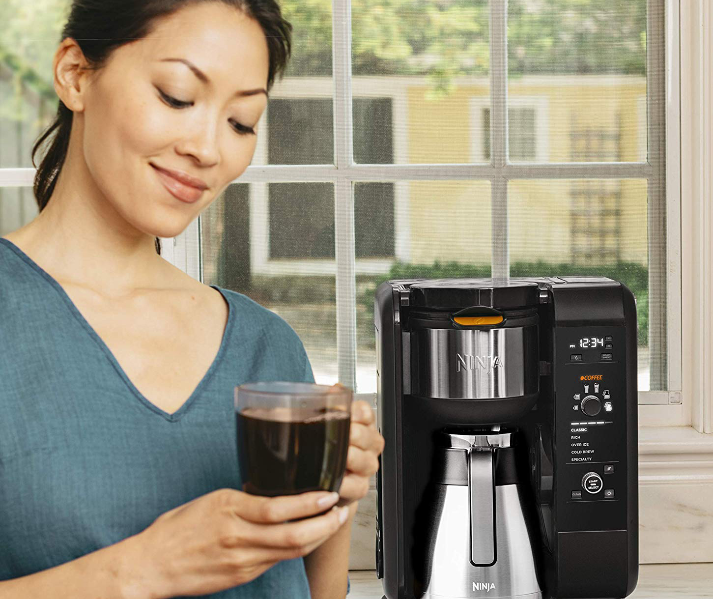 5 Best Commercial Coffee Makers Reviewed in Detail (Summer 2024)