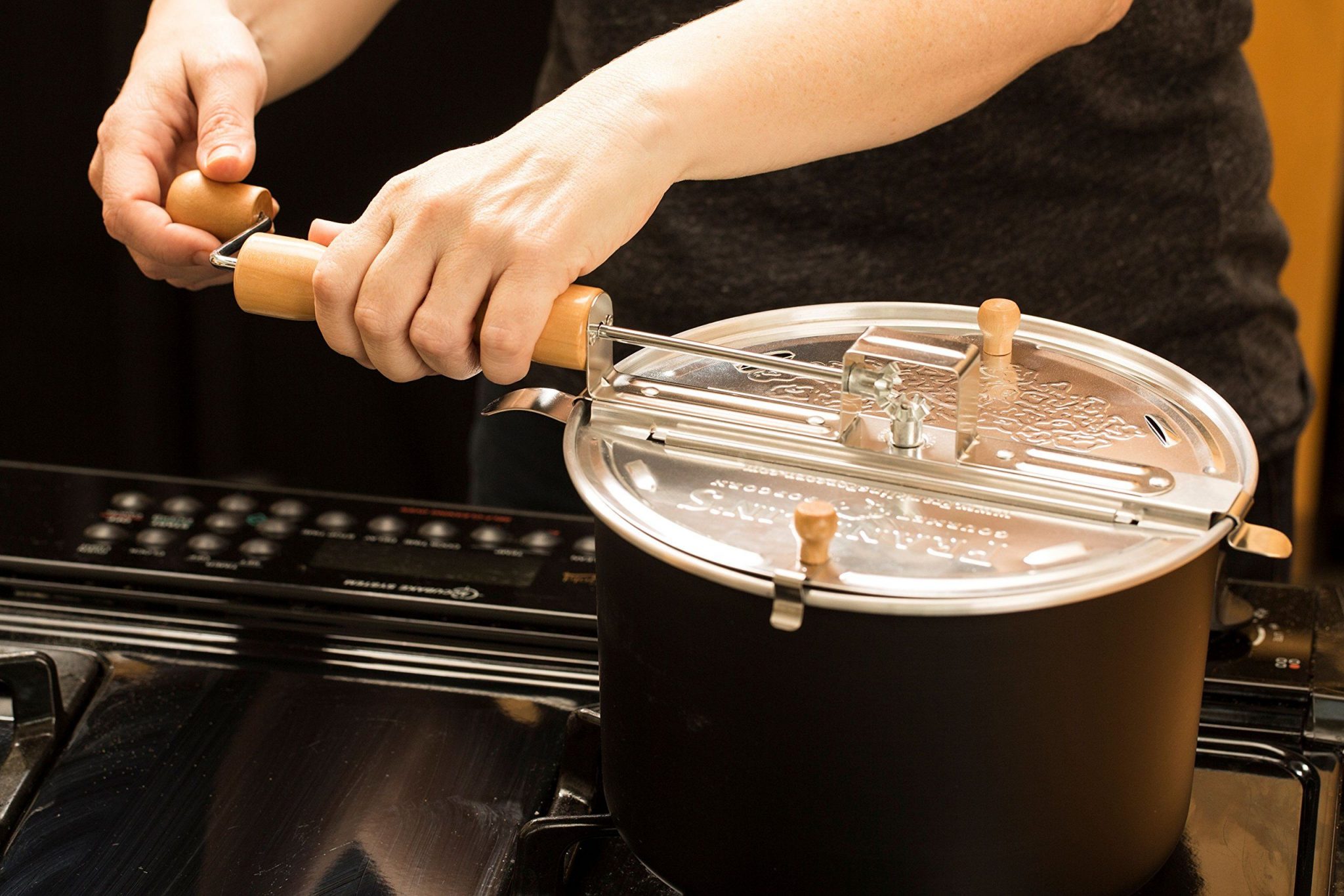 7 Best Popcorn Poppers for Roasting Coffee Reviewed in Detail (Winter 2024)