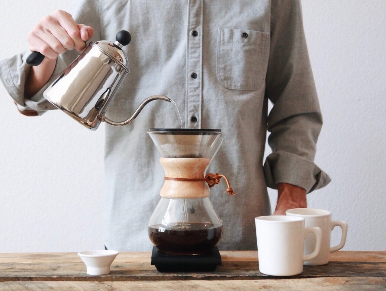 10 Best Manual Coffee Makers Reviewed in Detail (Winter 2024)