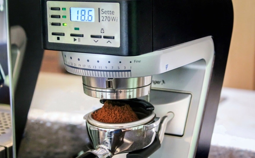 6 Best Commercial Coffee Grinders For Professionals (Winter 2023)