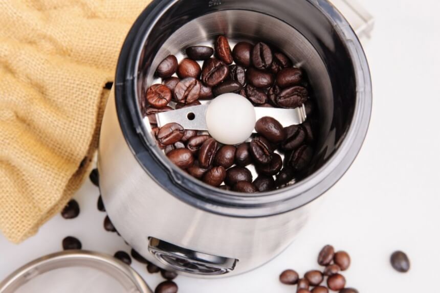 5 Best Coffee Grinders for Pour-Over – Give Your Day a Fresh Start! (Winter 2023)