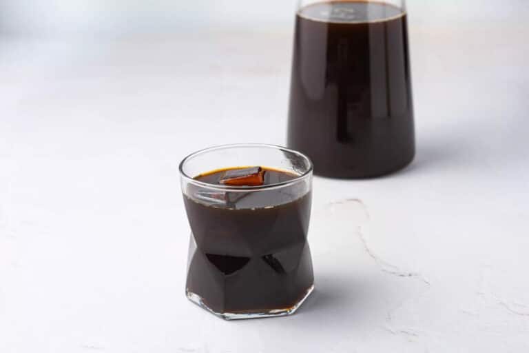 6 Delicious Coffee Liqueur Recipes with EasytoFollow Steps
