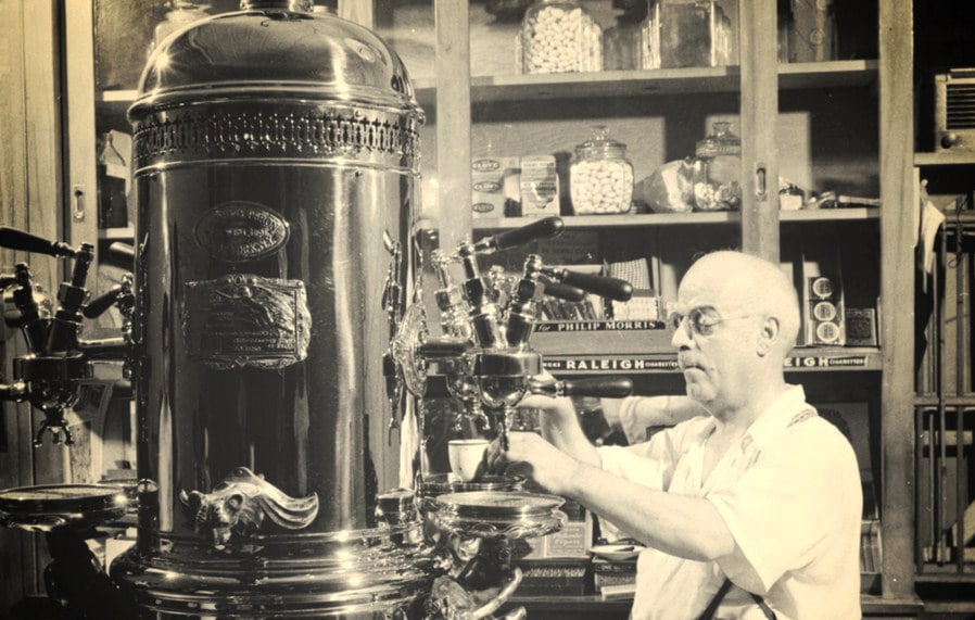 Who Invented the Coffee Makers? – Love for Coffee Through the Years
